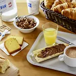Ibis Budget Adam Hotel