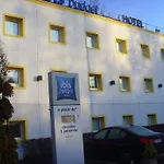 Ibis Budget Adam 2*