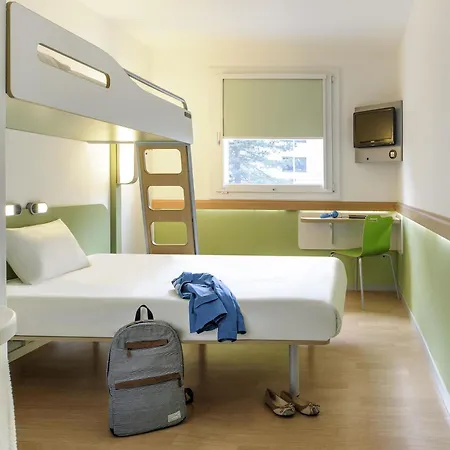 Ξενοδοχείο Ibis Budget Adam 2*