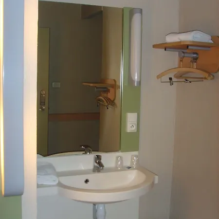 Ibis Budget Adam LʼIsle-Adam