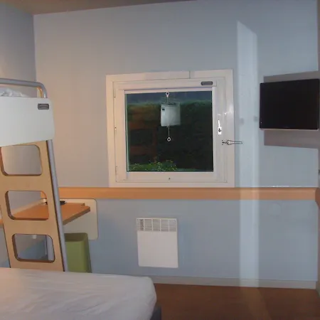 Ibis Budget Adam מלון