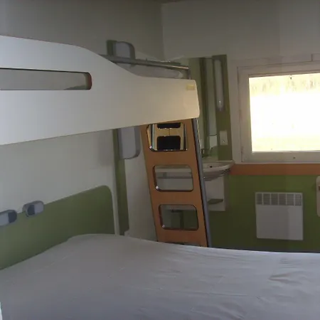 Ibis Budget Adam 2*
