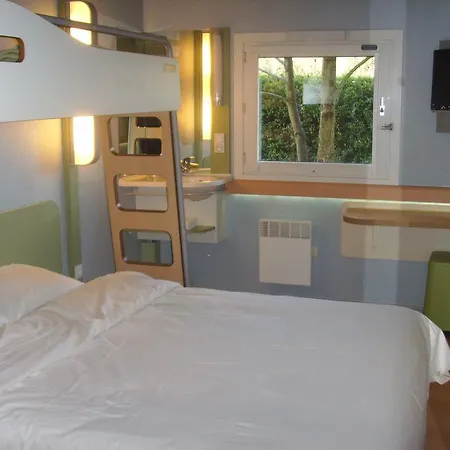 Ibis Budget Adam 2*