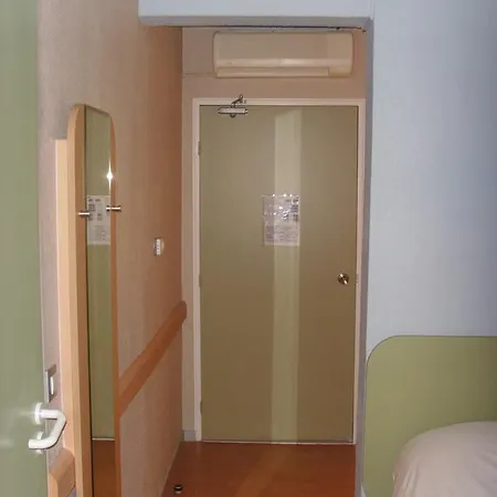 Ibis Budget Adam מלון