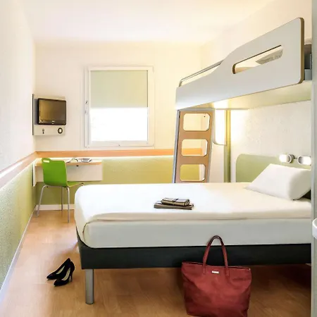 Ibis Budget Adam מלון LʼIsle-Adam