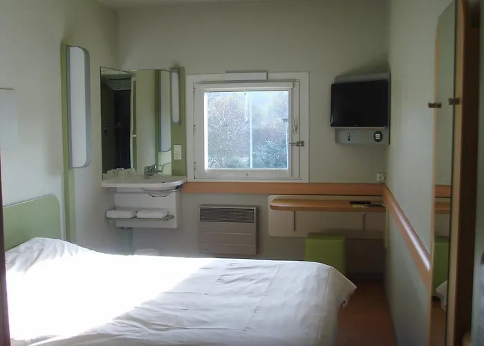 Ibis Budget Adam 2* LʼIsle-Adam